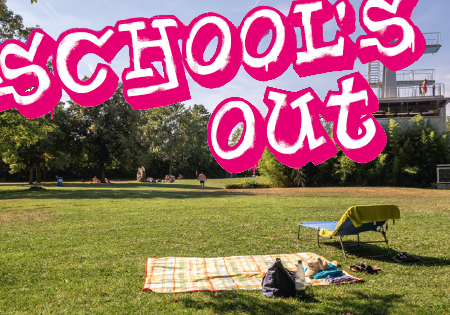 School’s out: Im Saaletalbad wird der Ferienbeginn gefeiert